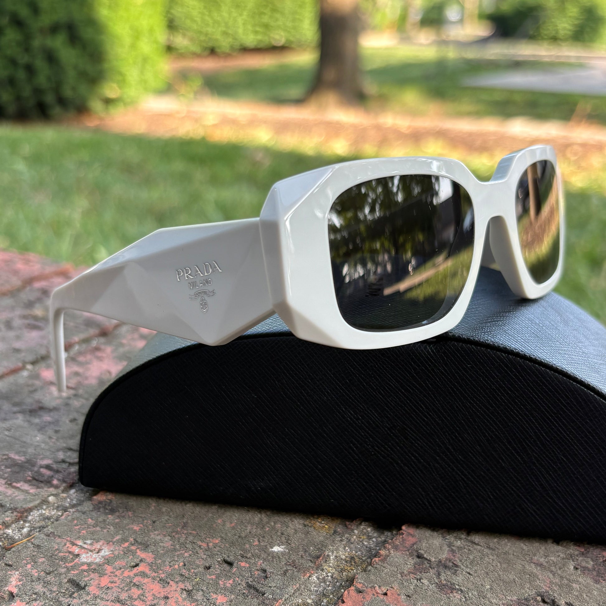 Prada 17WS Sunglasses