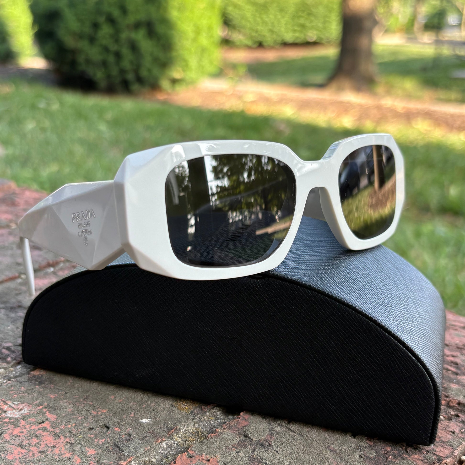 Prada 17WS Sunglasses