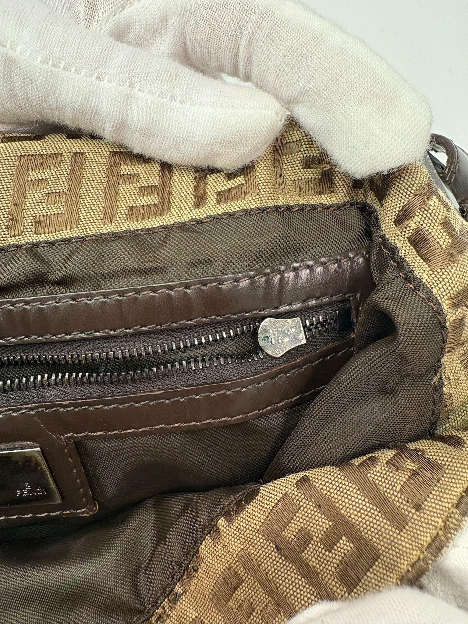 Fendi Mamma Baguette in Zucchino