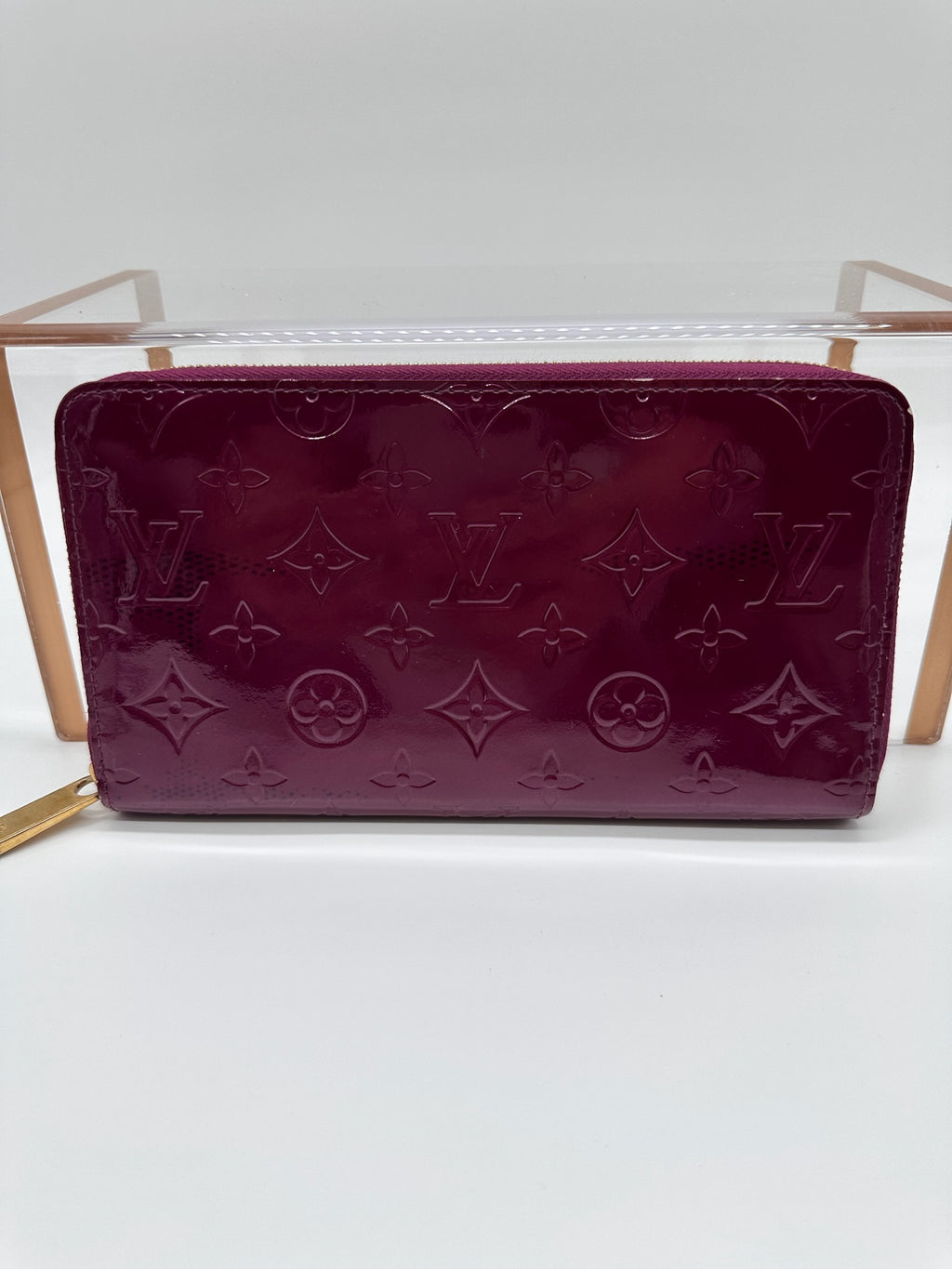 Louis Vuitton Wallet in Amarante Vernis