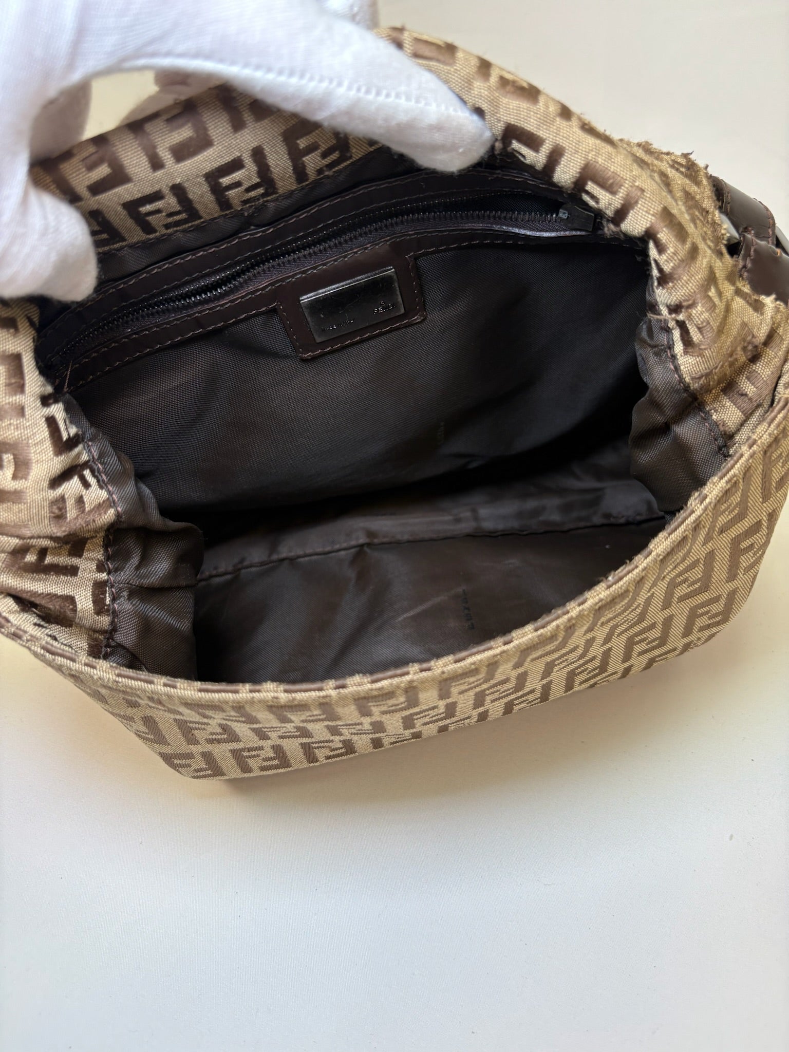 Fendi Mamma Baguette in Zucchino