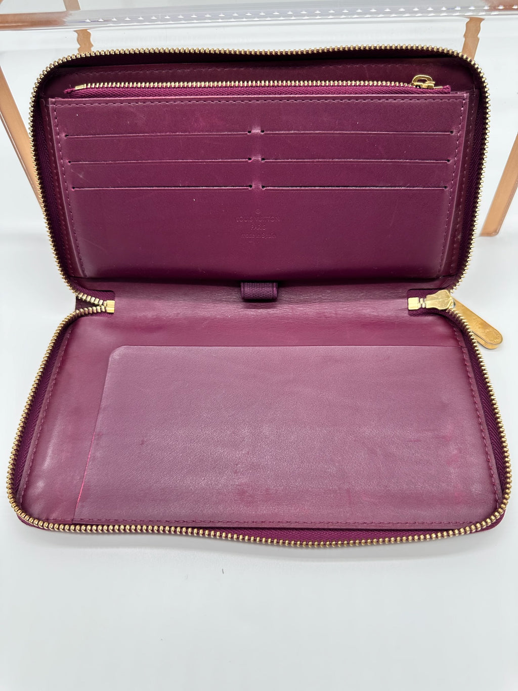 Louis Vuitton Wallet in Amarante Vernis