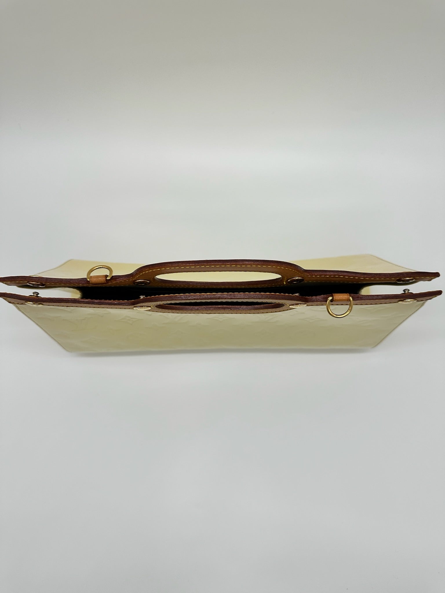 Louis Vuitton Roxbury Drive in Citrine Vernis