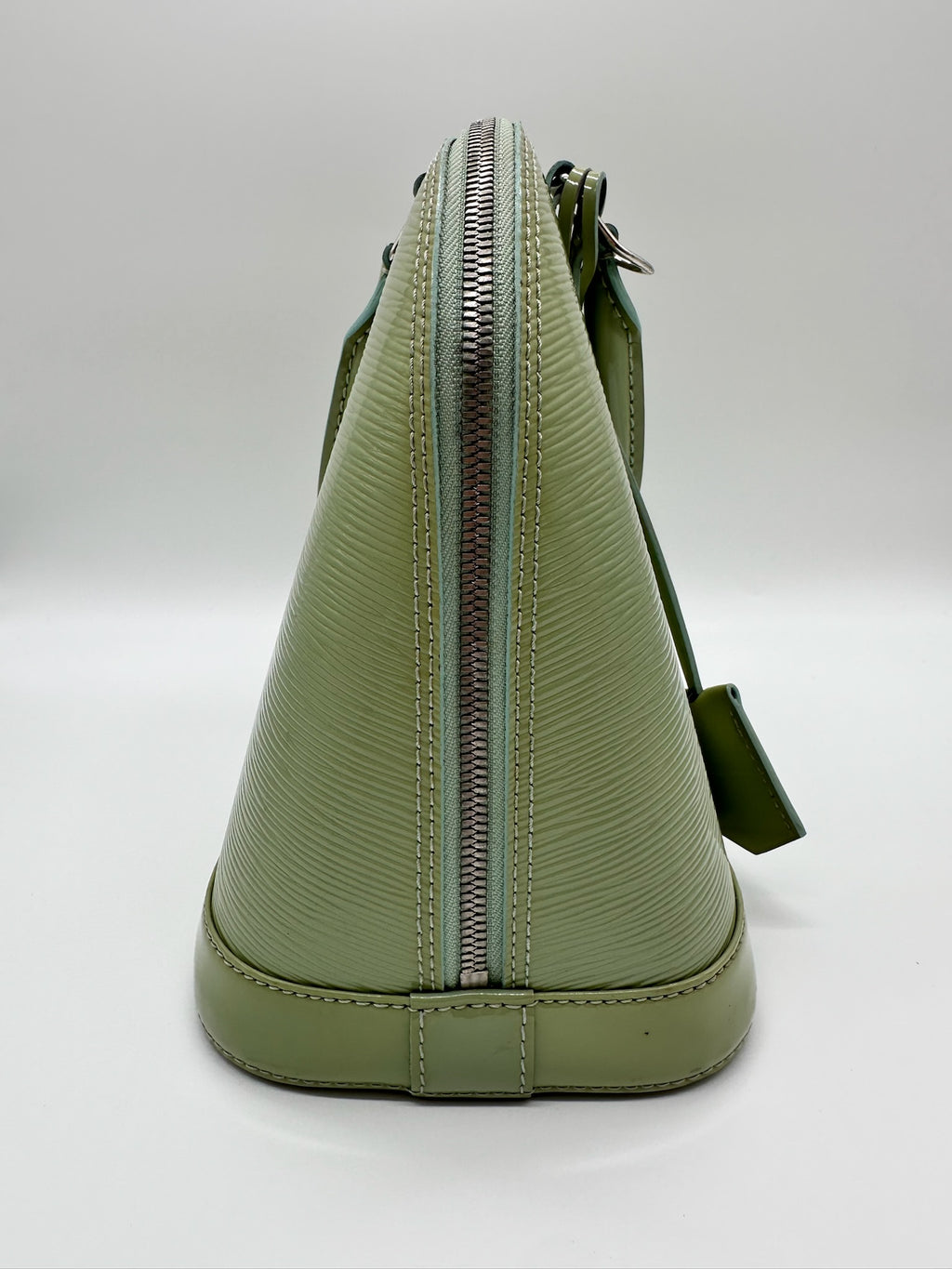 Louis Vuitton Electric Epi Alma in Amande