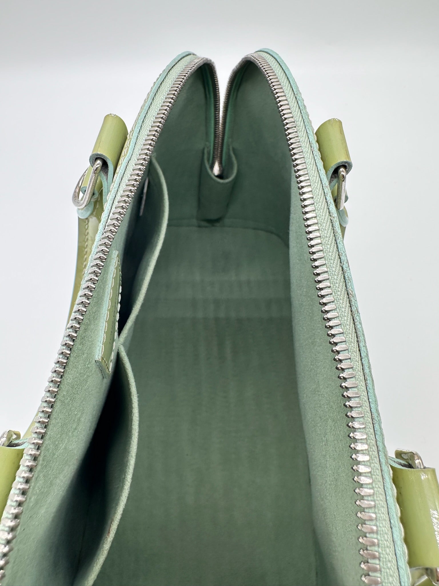 Louis Vuitton Electric Epi Alma in Amande
