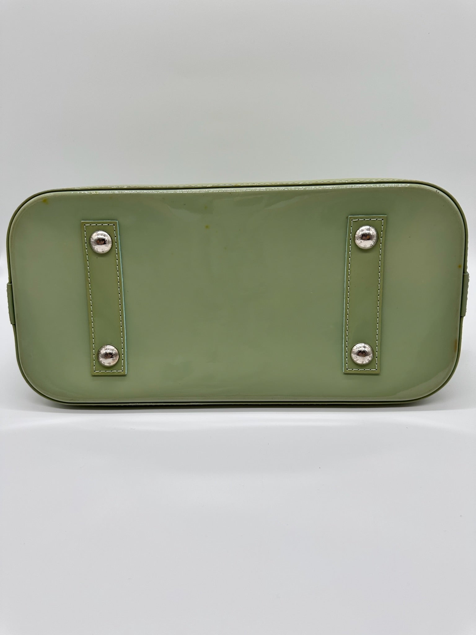 Louis Vuitton Electric Epi Alma in Amande