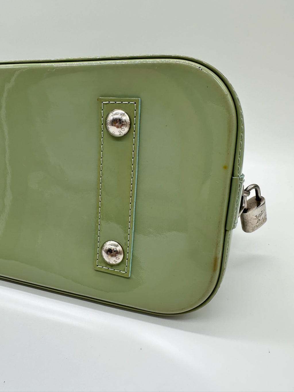 Louis Vuitton Electric Epi Alma in Amande