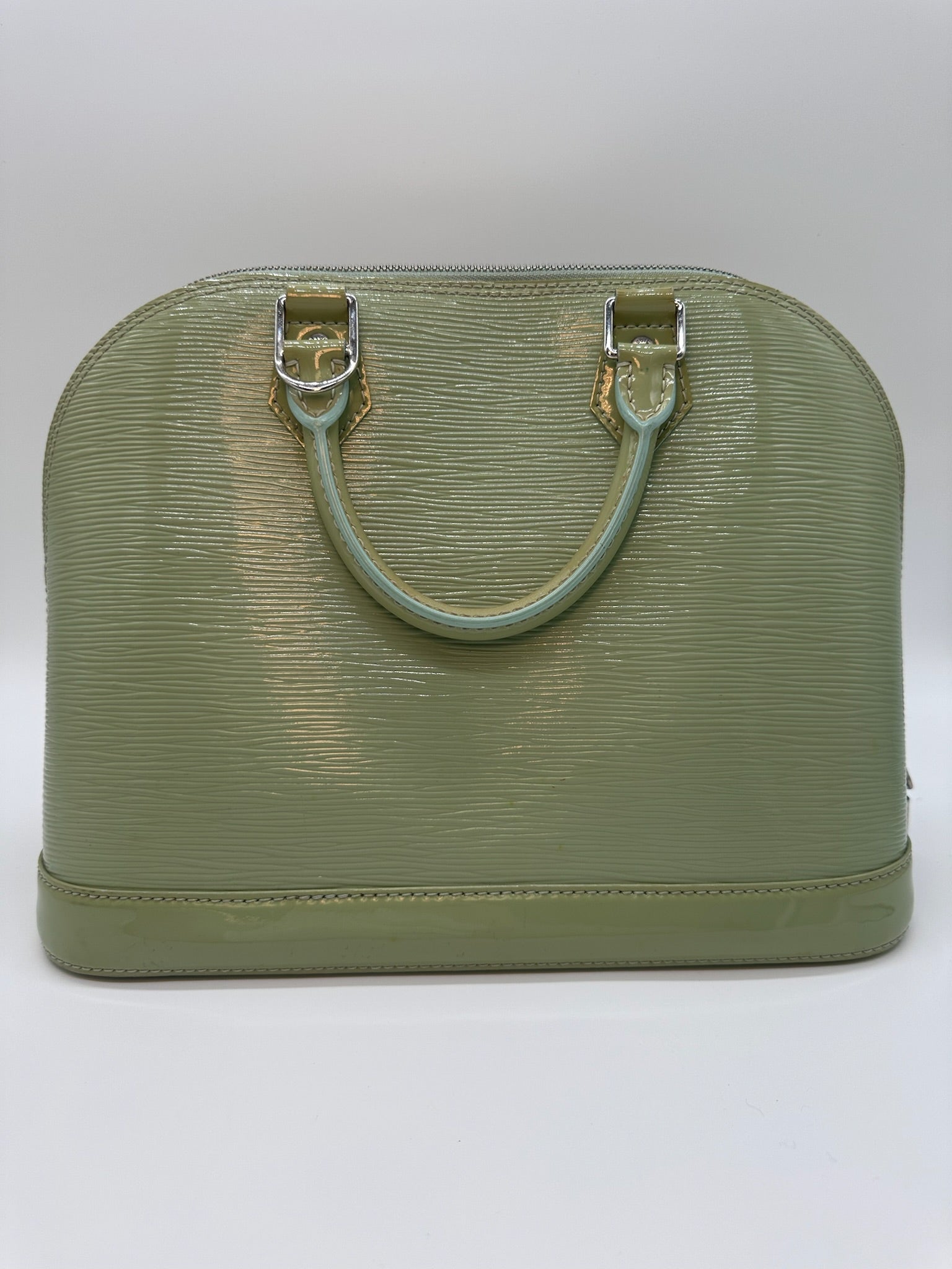 Louis Vuitton Electric Epi Alma in Amande