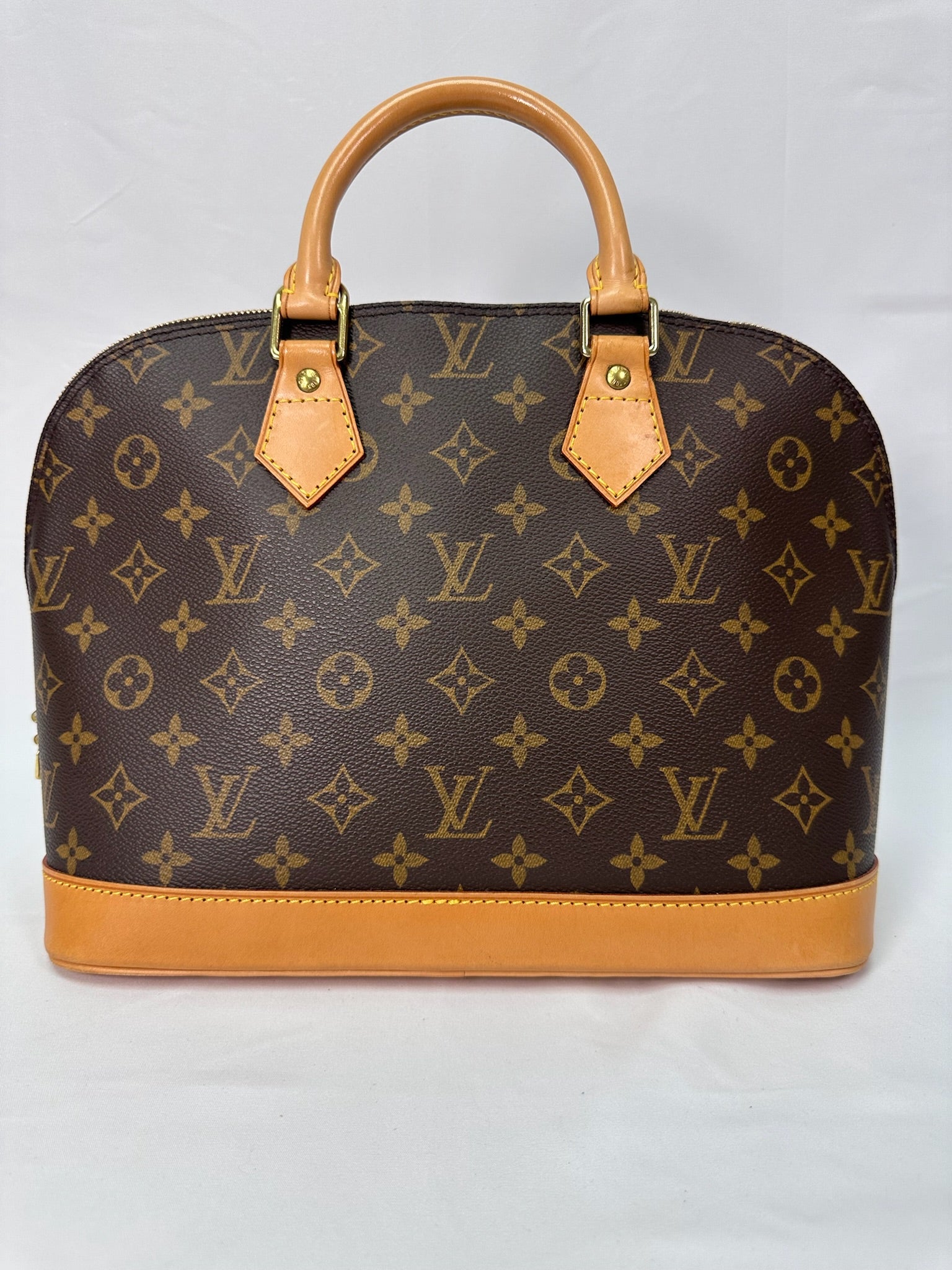 Louis Vuitton Alma PM
