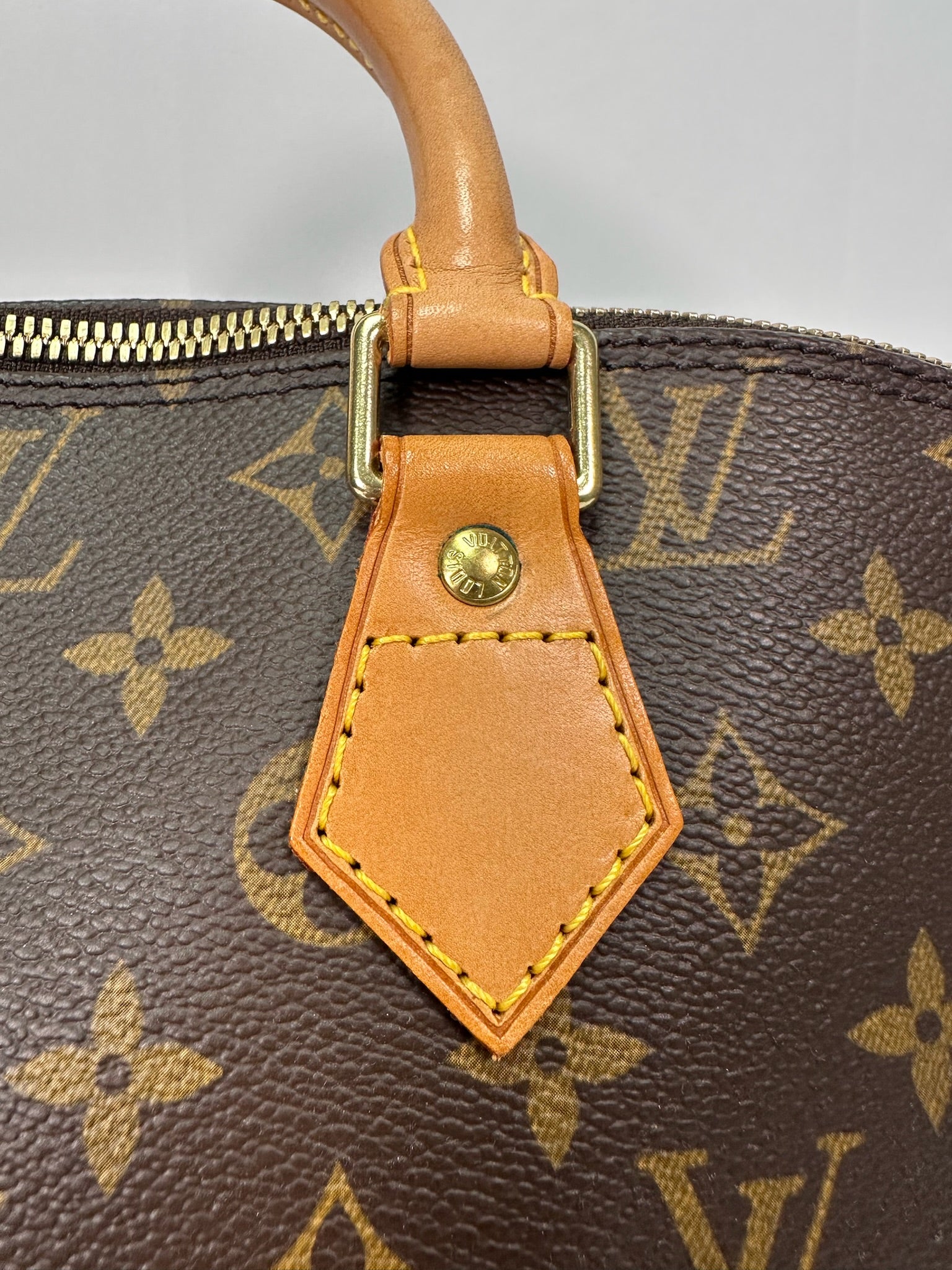 Louis Vuitton Alma PM
