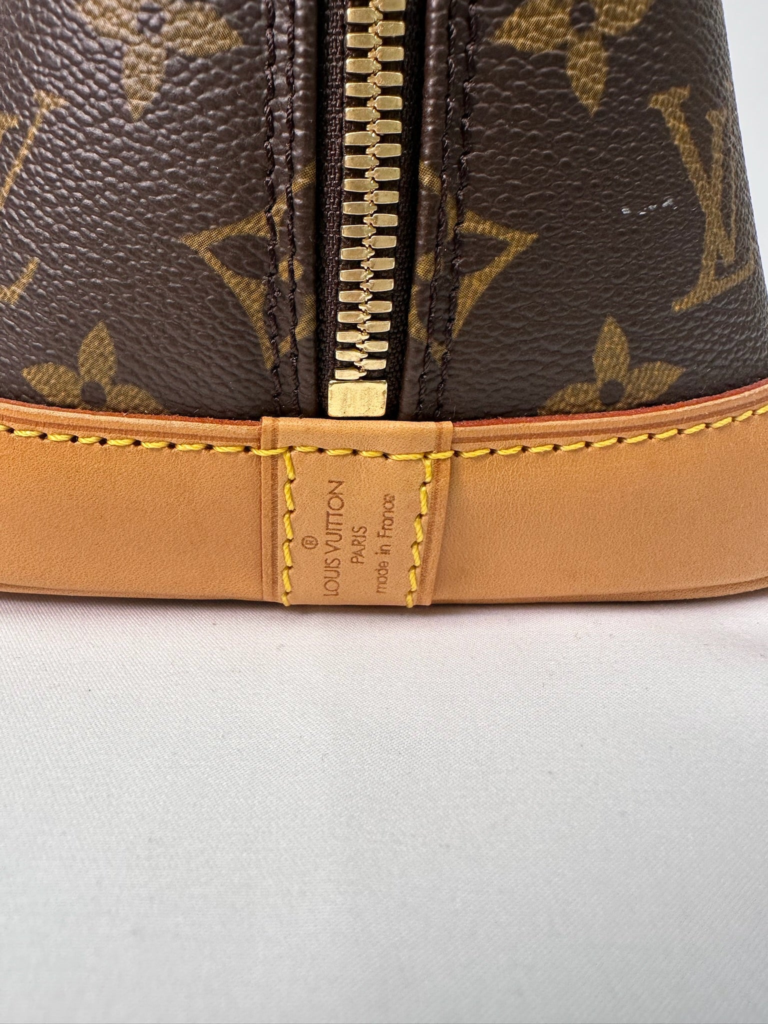 Louis Vuitton Alma PM