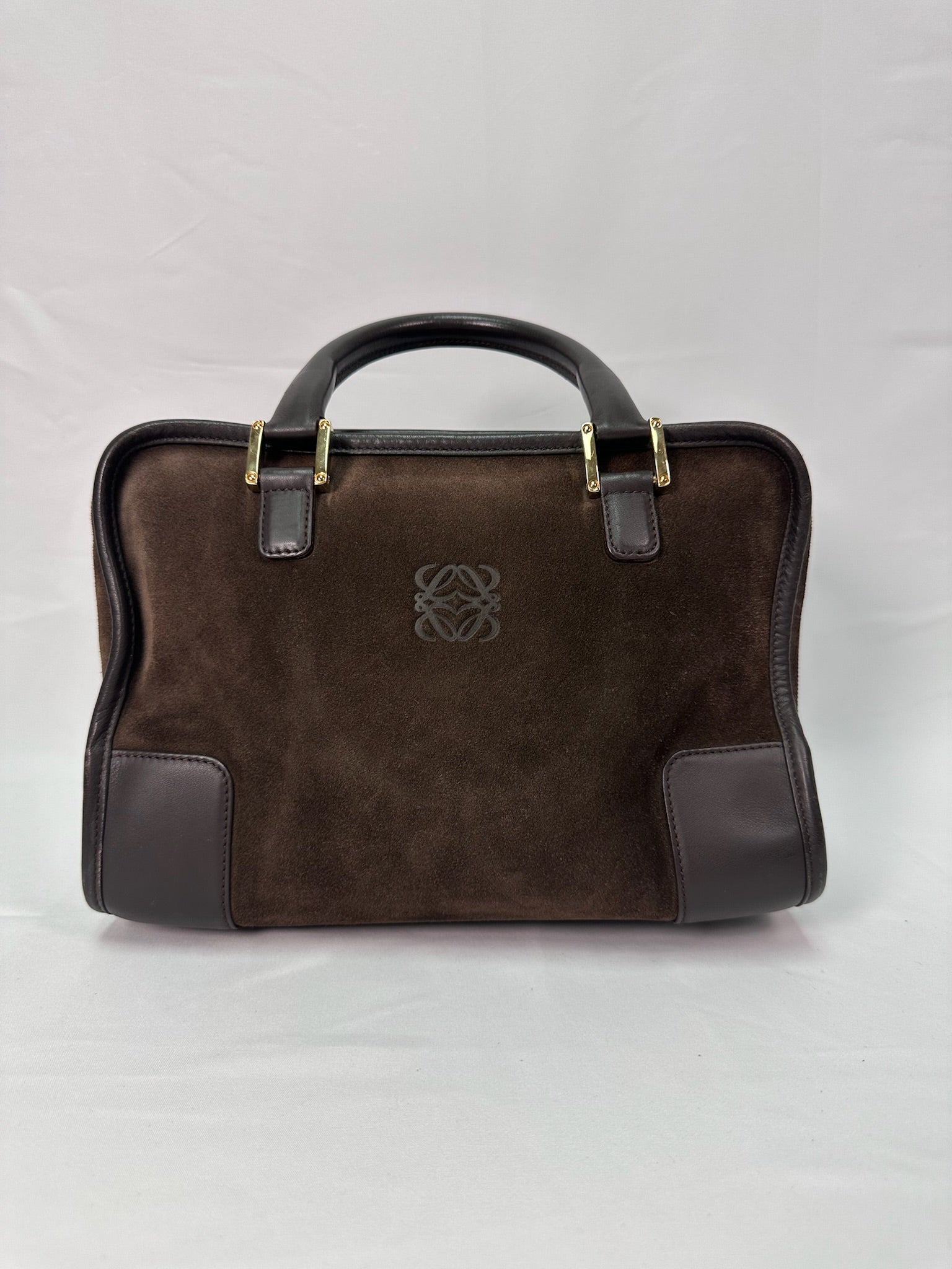 Loewe Amazona 28 in Brown