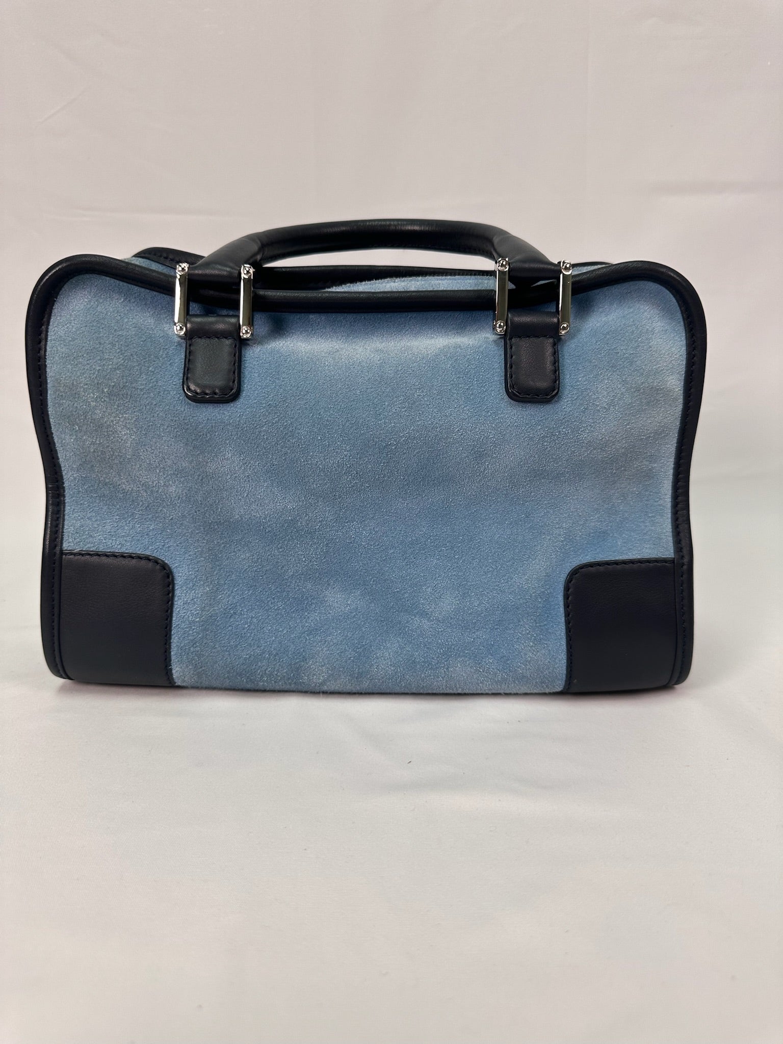 Loewe Amazona 28 in Blue