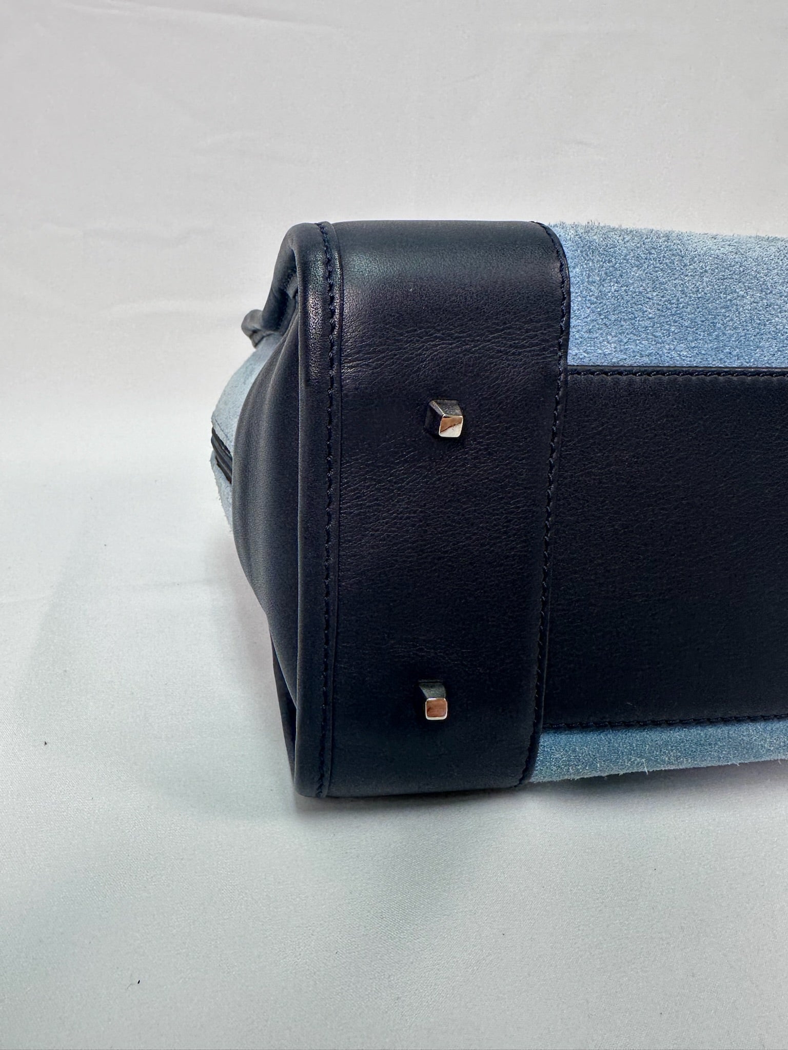 Loewe Amazona 28 in Blue