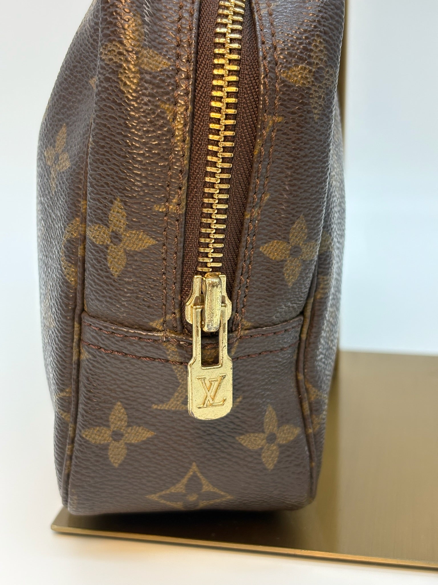 Louis Vuitton Trousse Toilette 23