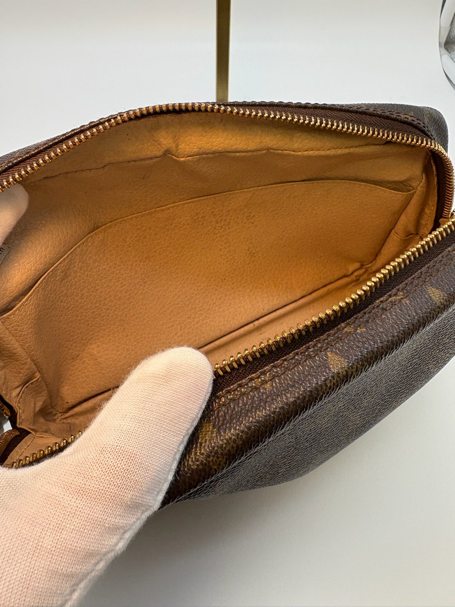 Louis Vuitton Trousse Toilette 23