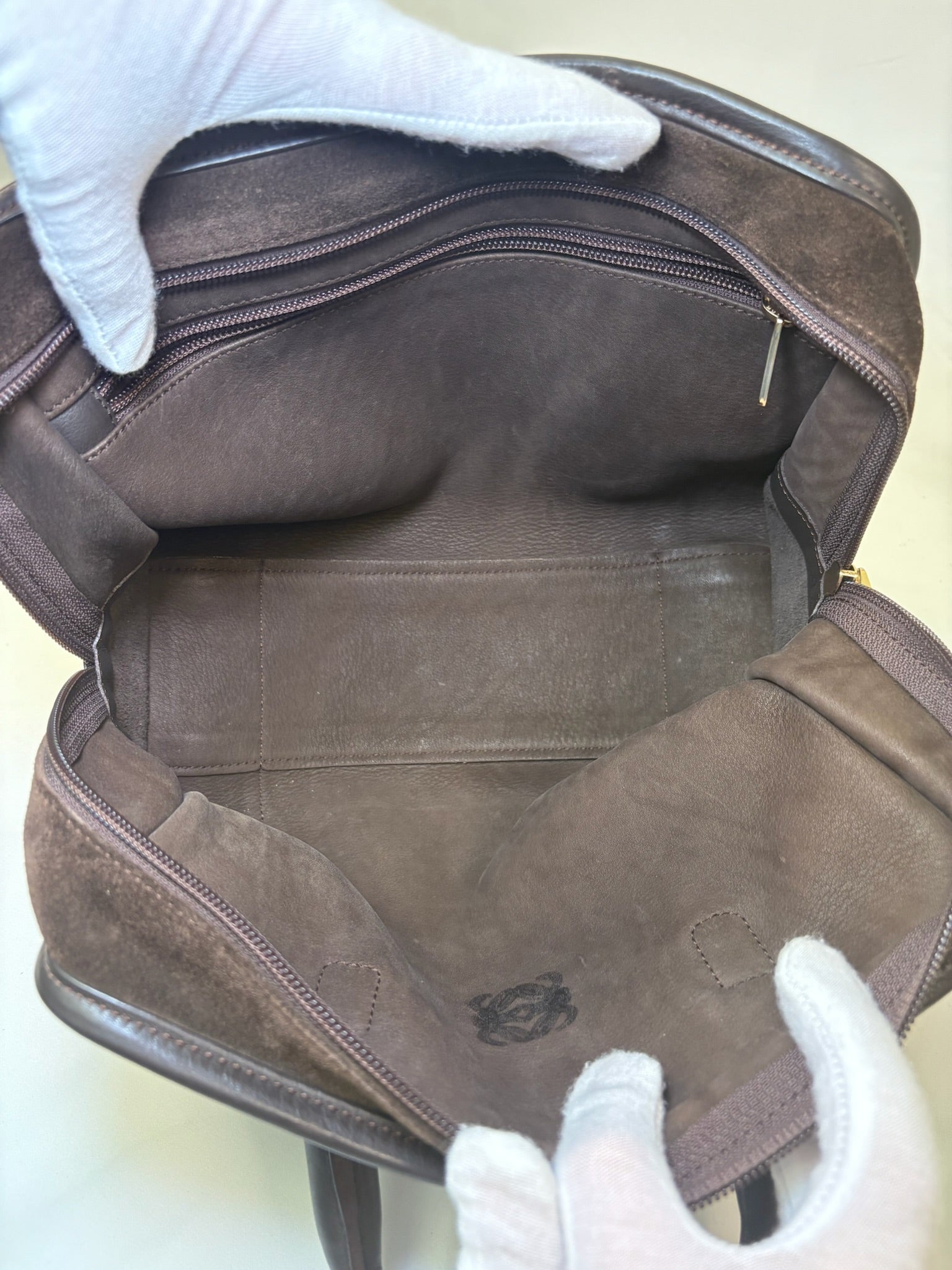 Loewe Amazona 28 in Brown