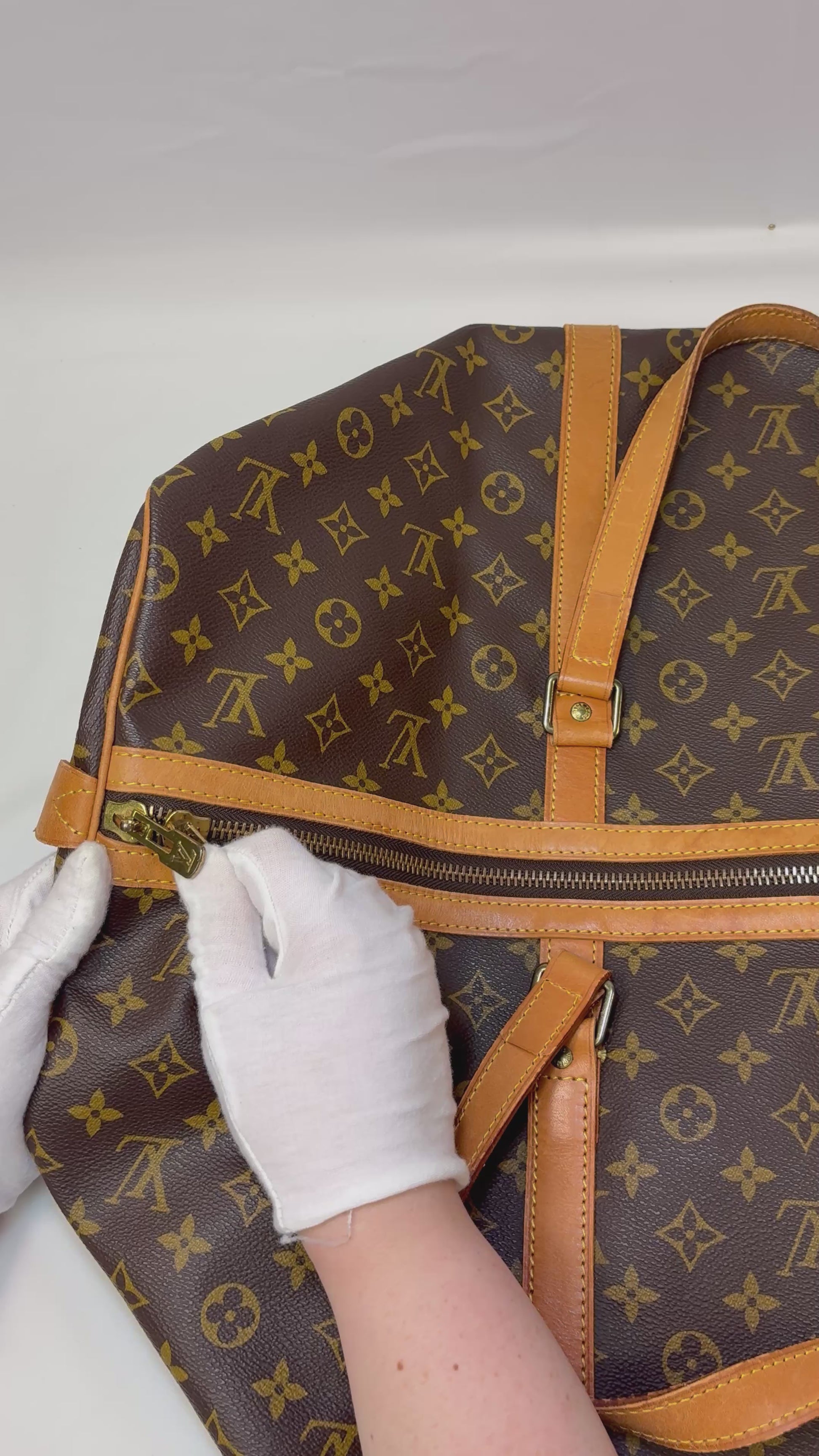 Louis Vuitton Sac Souple 55