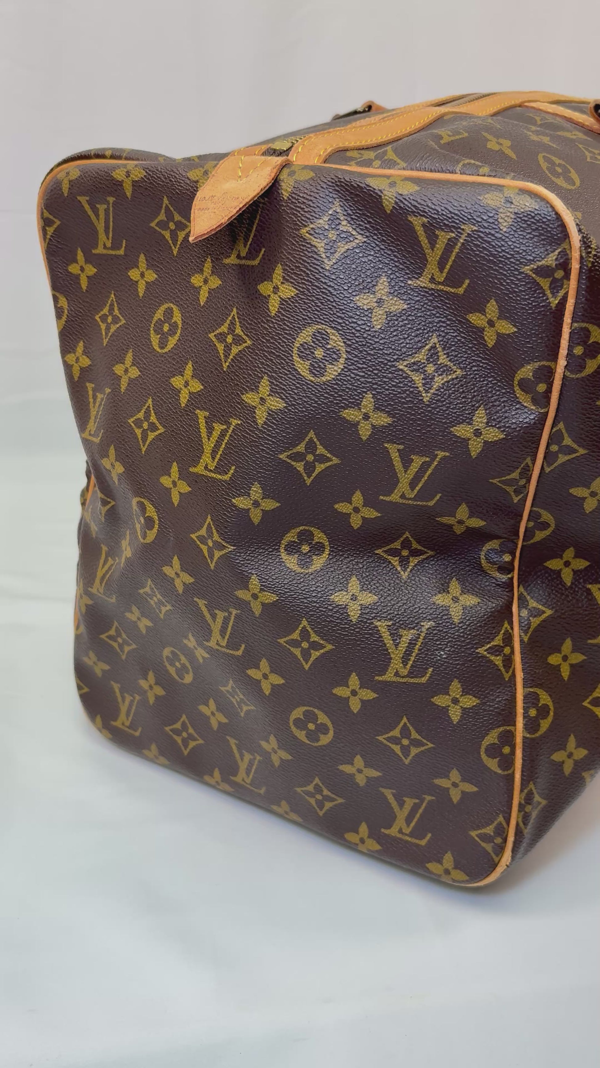 Louis Vuitton Sac Souple 55